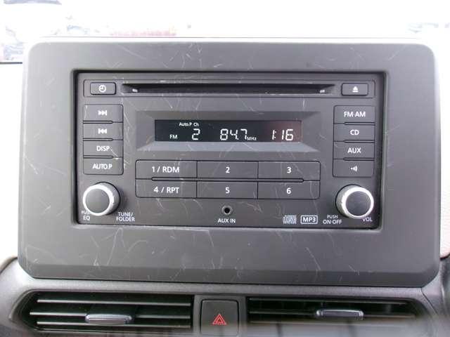 デイズ ６６０　Ｓ　ワンオーナーＡＭＦＭラジオＣＤＥＴＣ　運転席エアバッグ　１オーナ　助手席エアバッグ　ＥＴＣ　キーレスエントリーシステム　記録簿有り　エアコン　ＰＷ　ＰＳ　ＡＢＳ　サポカー（3枚目）