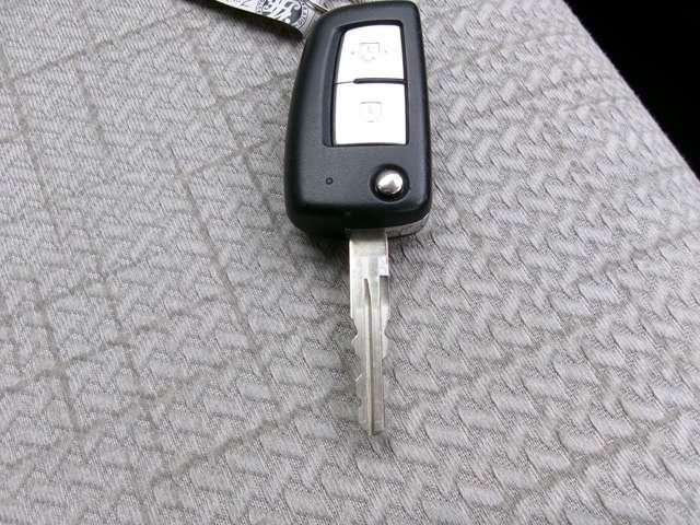 デイズ ６６０　Ｓ　ワンオーナーＡＭＦＭラジオＣＤＥＴＣ　運転席エアバッグ　１オーナ　助手席エアバッグ　ＥＴＣ　キーレスエントリーシステム　記録簿有り　エアコン　ＰＷ　ＰＳ　ＡＢＳ　サポカー（8枚目）