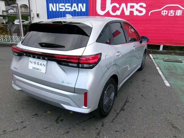 ノート １．２　Ｘ　純正メモリーナビアラウンドビューモニター　リアカメラ　衝突被害軽減ブレ－キ　全方位カメラ　ＥＴＣ付　禁煙車　ＬＥＤヘッドライト　インテリジェントキー　ワンオーナー　ドラレコ　整備記録簿　ワンセグＴＶ　ＴＶナビ　サイドカーテンエアバック　ＡＢＳ（2枚目）