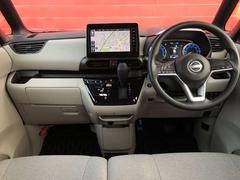 視界がよく、運転しやすいお車です♪ 4