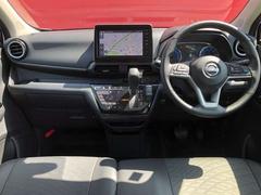 視界がよく、運転しやすいお車です♪ 4