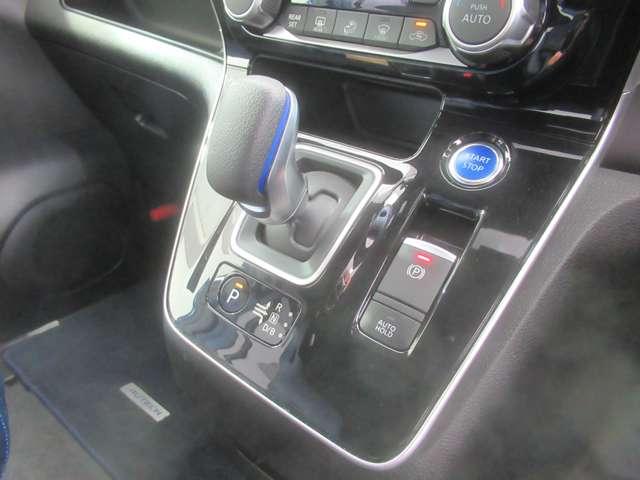 セレナ １．２　ｅ－ＰＯＷＥＲ　ＡＵＴＥＣＨ　スマートルームミラー　レーダークルーズコントロール　全周囲Ｍ　ワンオ－ナ－車　ＬＥＤヘッド　両側パワースライドドア　ＥＴＣ　ドラレコ　カーテンエアバック　ナビＴＶ　メモリーナビ　キーレス　インテリジェントキー　記録簿（16枚目）