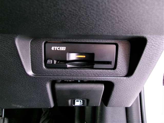 オーラ １．２　Ｇ　レザーエディション　ワンオーナ　追突防止　レーダークルーズ　本革　車線逸脱警報装置　ＬＥＤ　ドライブレコーダー　記録簿　バックモニター　ＥＴＣ　インテリジェントキー　メモリーナビゲーション　ＡＷ　キーレスエントリー（11枚目）