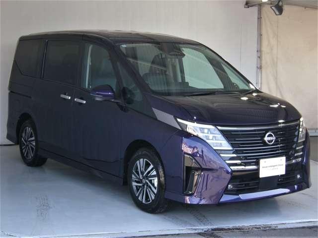 セレナ 1.4 e-POWER ルキシオン インテリジェントエマージェンシーブレーキ アラウンドビュー LEDヘッドランプ 禁煙 ドライブレコーダー  ワンオーナー パーキングアシスト ETC アルミホイール メモリーナビ(3枚目)