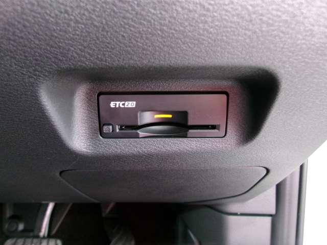 エクストレイル 1.5 G e-4ORCE 4WD 試乗車 1オーナー パークアシスト 禁煙 LEDヘッドランプ ナビTV スマートキー レーダークルーズ LKA キーフリー ETC 4WD アルミホイール メモリーナビ 記録簿 ドライブレコーダー(10枚目)