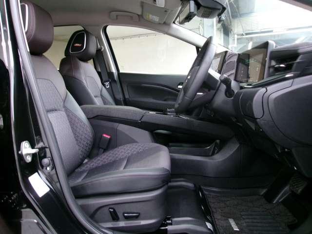 オーラ 1.2 G A-WINエアロ・BOSE 自動(被害軽減)ブレーキ 試乗車アップ LED アラウンドビュー ETC ドライブレコーダー カーテンエアバッグ アルミホイール 禁煙 インテリジェントキー パワーウィンドウ ワンオーナー 記録簿(7枚目)