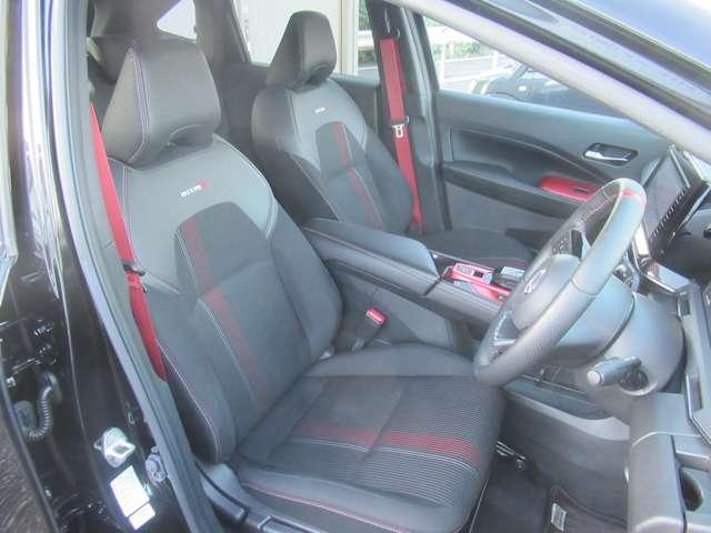 オーラ １．２　ＮＩＳＭＯ　カーテンエアバッグ　エマブレ　インテリキー　ＥＴＣ　ドラレコ　車線逸脱警報　ワンセグ　キーフリーシステム　ダブルエアバック　定期点検記録簿　アルミホイール　運転席エアバッグ　メモリーナビ　ナビＴＶ（16枚目）