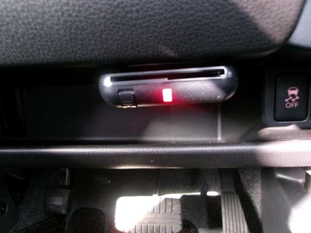 デイズ 660 ハイウェイスターX Vセレクション+SafetyII 記録簿付き ETC付き Rカメ キーフリーシステム エアコン スマトキー パワステ アイドリングストップ機能 アルミホイール サイドカメラ 盗難防止 パワーウィンドウ メモリーナビ ABS ナビテレビ(11枚目)