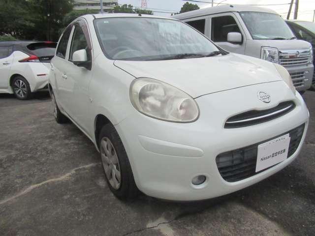 マーチ １．２　１２Ｘ　バックカメラ・ＥＴＣ　後カメラ　ＥＴＣ車載器　イモビ　スマートキープッシュスタート　アイストップ　ナビＴＶ　記録簿付き　運転席助手席エアバック　パワーウインド　パワステ　寒冷地仕様　ＡＢＳ　フルセグ　キーレスエントリー（2枚目）