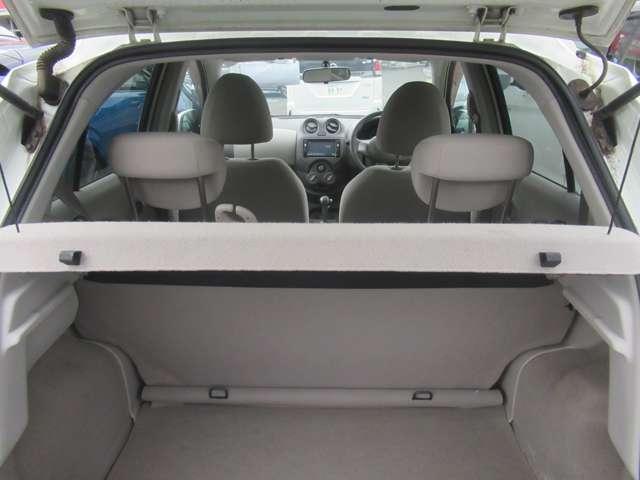 マーチ １．２　１２Ｘ　バックカメラ・ＥＴＣ　後カメラ　ＥＴＣ車載器　イモビ　スマートキープッシュスタート　アイストップ　ナビＴＶ　記録簿付き　運転席助手席エアバック　パワーウインド　パワステ　寒冷地仕様　ＡＢＳ　フルセグ　キーレスエントリー（7枚目）