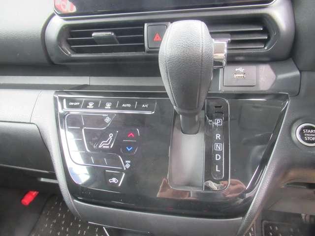 ルークス ６６０　ハイウェイスターＧターボ　アラウンドビューモニター　両側スライド片側電動ドア　助手席エアバッグ　アイドリングストップ機能　インテリキ－　レーンキープ　ＬＥＤヘッドランプ　ＥＴＣ　点検記録簿　ドライブレコーダー　バックモニター　キーフリー　アルミホイール（10枚目）