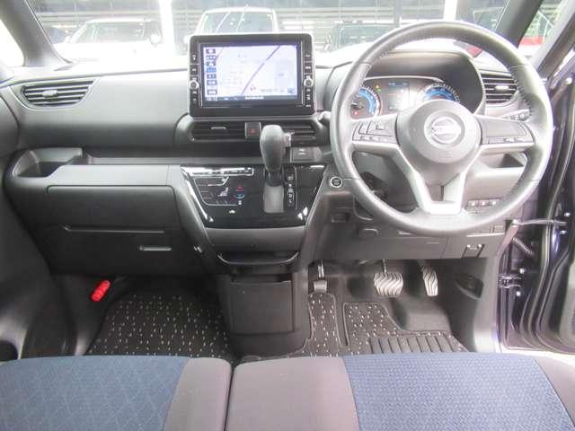 ルークス ６６０　ハイウェイスターＧターボ　アラウンドビューモニター　両側スライド片側電動ドア　助手席エアバッグ　アイドリングストップ機能　インテリキ－　レーンキープ　ＬＥＤヘッドランプ　ＥＴＣ　点検記録簿　ドライブレコーダー　バックモニター　キーフリー　アルミホイール（19枚目）