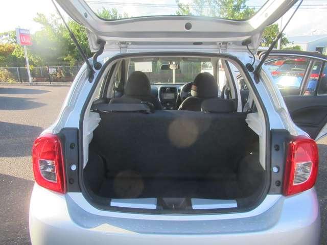 マーチ １．２　Ｓ　メモリーナビ・バックカメラ　メンテナンスノート　運転席助手席エアバック　キーレス　バックモニター　ナビＴＶ　パワーウインド　メモリーナビゲーション　ＰＳ　ＡＢＳ（16枚目）