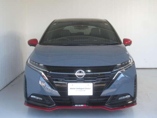 オーラ １．２　ＮＩＳＭＯ　カーテンエアバッグ　エマブレ　禁煙　インテリキー　ＥＴＣ　ドラレコ　車線逸脱警報　ワンセグ　キーフリーシステム　ダブルエアバック　定期点検記録簿　アルミホイール　運転席エアバッグ　メモリーナビ　試乗車（2枚目）