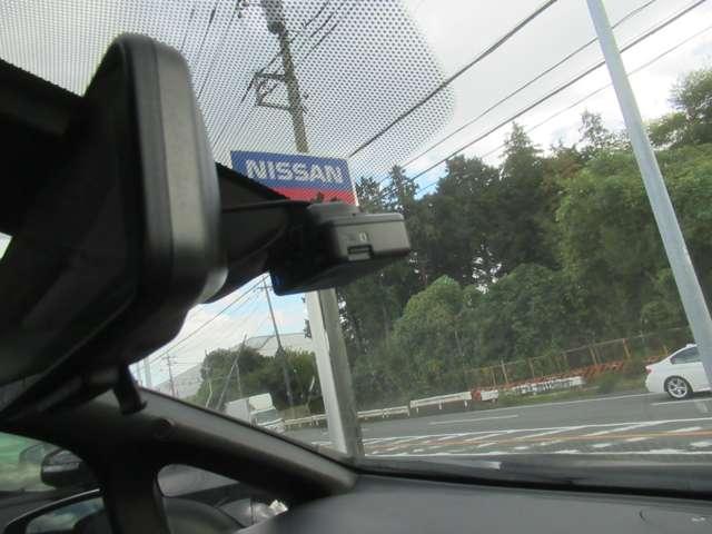 もし事故を起こしてしまったら・・運転中の映像と音を記録するドライブレコーダーです！万が一の備えに☆ドライブの思い出に☆