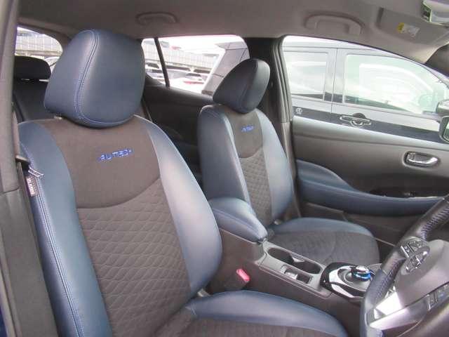 乗り降りしやすい運転席＆フロアマット付き♪◎掲載後すぐに販売が決まってしまう場合もございますのでご来店前にお電話でご予約を頂ければ幸いです。