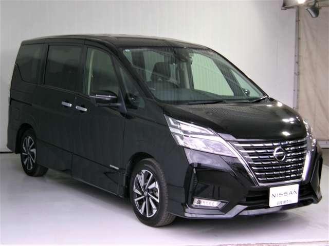 セレナ ２．０　ハイウェイスター　Ｖ　サイドエアバッグ　アラウンドビュ－　１オナ　アルミ　衝突被害軽減　ＬＤＰ　エアバッグ　両側オートスライドドア　ＬＥＤライト　インテリジェントキー　点検記録簿　サイドカメラ　メモリーナビ　ナビＴＶ（4枚目）