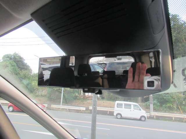 セレナ ２．０　ハイウェイスターＶ　Ｗ電動スライド　レーダークルコン　レーンアシスト　展示試乗車ＵＰ　ＬＥＤランプ　ワンオーナー車　ＥＴＣ装備　カーテンエアバッグ　アルミホイール　キーフリー　メモリ－ナビ　ナビＴＶ　記録簿　エアコン（17枚目）