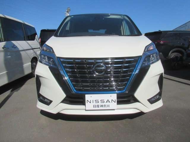 セレナ １．２　ｅ－ＰＯＷＥＲ　ハイウェイスター　Ｖ　３６０°カメラ　エマジェンシーブレーキ　１オナ　スマキー　バックカメラ　ＬＥＤ　レーンアシスト　点検記録簿付　ＥＴＣ　ドラレコ　サイドカーテンエアバック　フルオートエアコン　アルミホイール　エアバック（2枚目）