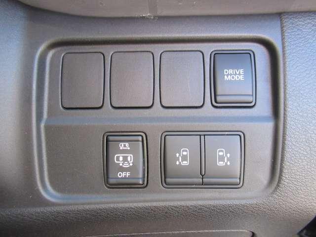 セレナ １．２　ｅ－ＰＯＷＥＲ　ハイウェイスター　Ｖ　３６０°カメラ　エマジェンシーブレーキ　１オナ　スマキー　バックカメラ　ＬＥＤ　レーンアシスト　点検記録簿付　ＥＴＣ　ドラレコ　サイドカーテンエアバック　フルオートエアコン　アルミホイール　エアバック（13枚目）