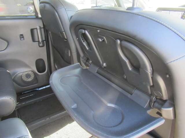 セレナ １．２　ｅ－ＰＯＷＥＲ　ハイウェイスター　Ｖ　３６０°カメラ　エマジェンシーブレーキ　１オナ　スマキー　バックカメラ　ＬＥＤ　レーンアシスト　点検記録簿付　ＥＴＣ　ドラレコ　サイドカーテンエアバック　フルオートエアコン　アルミホイール　エアバック（18枚目）