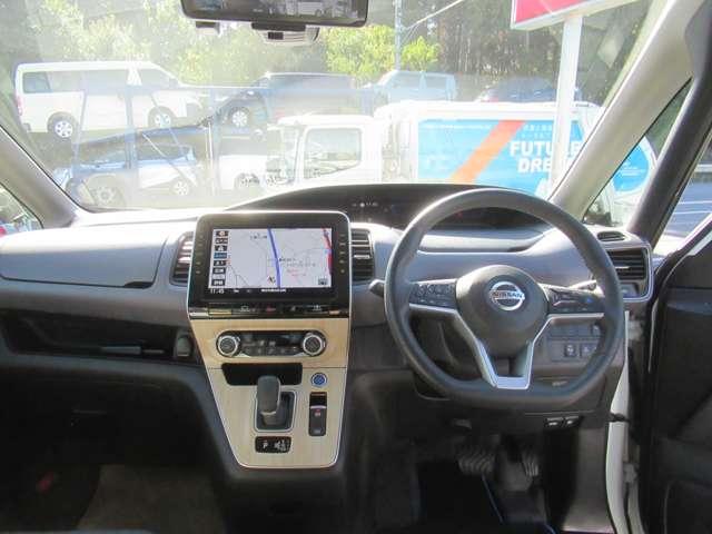 セレナ １．２　ｅ－ＰＯＷＥＲ　ハイウェイスター　Ｖ　３６０°カメラ　エマジェンシーブレーキ　１オナ　スマキー　バックカメラ　ＬＥＤ　レーンアシスト　点検記録簿付　ＥＴＣ　ドラレコ　サイドカーテンエアバック　フルオートエアコン　アルミホイール　エアバック（20枚目）