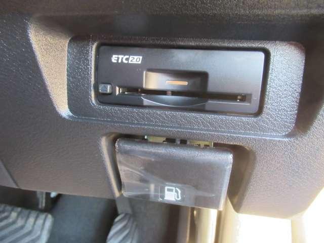 オーラ １．２　ＮＩＳＭＯ　カーテンエアバッグ　エマブレ　禁煙　インテリキー　ＥＴＣ　ドラレコ　車線逸脱警報　ワンセグ　キーフリーシステム　ダブルエアバック　定期点検記録簿　アルミホイール　運転席エアバッグ　メモリーナビ　試乗車（15枚目）