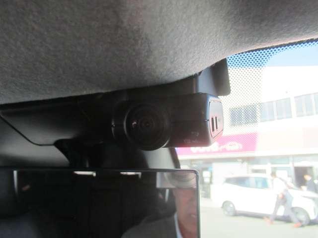 オーラ 1.2 G レザーエディション ワンオーナ 追突防止 レーダークルーズ 本革 車線逸脱警報装置 禁煙車 LED ドライブレコーダー 記録簿 バックモニター ETC インテリジェントキー メモリーナビゲーション AW オートエアコン(16枚目)