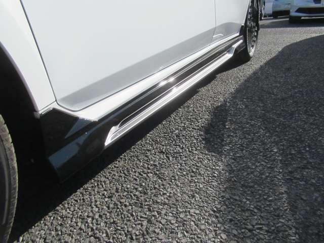 オーラ 1.2 G レザーエディション A-WINエアロスタイル ワンオーナ 追突防止 レーダークルーズ 本革 車線逸脱警報装置 禁煙車 LED ドライブレコーダー 記録簿 バックモニター ETC インテリジェントキー メモリーナビゲーション AW オートエアコン(9枚目)