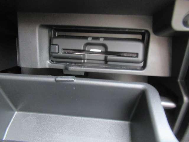 セレナ ２．０　ＡＵＴＥＣＨ　スポーツスペック　ＬＥＤランプ　追従クルーズ　インテリキー　両側電動ドア　ワンオーナー　バックカメラ　Ｉ－ＳＴＯＰ　ＬＫＡ　ＥＴＣ　Ｄレコ　ナビＴＶ　メモリーナビ　アルミ　全周囲　衝突軽減システム（16枚目）