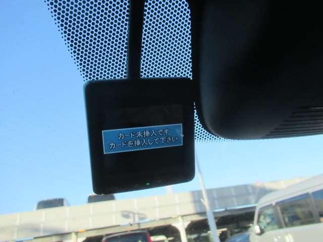 N-WGNカスタム カスタム 660 L ターボ ホンダ センシング ブレーキサポート サイドエアバック クルーズC LEDヘッド リヤカメラ 整備記録簿 AAC ABS ETC付き ワンセグ ナビTV メモリナビ Wエアバッグ エアバッグ アルミホイール キーレス(16枚目)