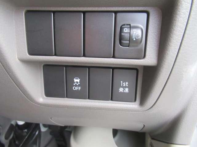 ＮＶ１００クリッパーバン ６６０　ＤＸ　ハイルーフ　５ＡＧＳ車　バックモニタ－　スマートキー　助手席エアバック　キーレスキー　ＥＴＣ付き　ワンセグＴＶ　パワーウィンドー　ドラレコ　メモリーナビ　ワンオーナー　ナビ・テレビ　パワステ付き　運転席エアバック　エアコン（10枚目）