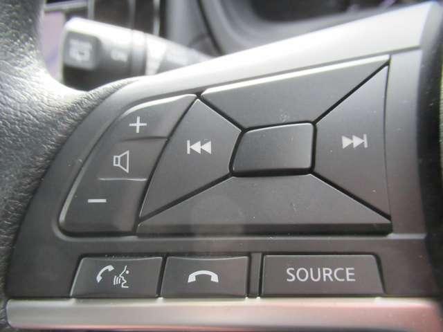 ノート 1.2 e-POWER X Vセレクション アラウンドカメラ ワンオ-ナ-車 運転席助手席エアバック エアバッグ 衝突被害軽減装置 LEDヘッドライト パワーウインドウ レーンアシスト ETC アルミホイール スマートキー ドラレコ Bカメラ(12枚目)