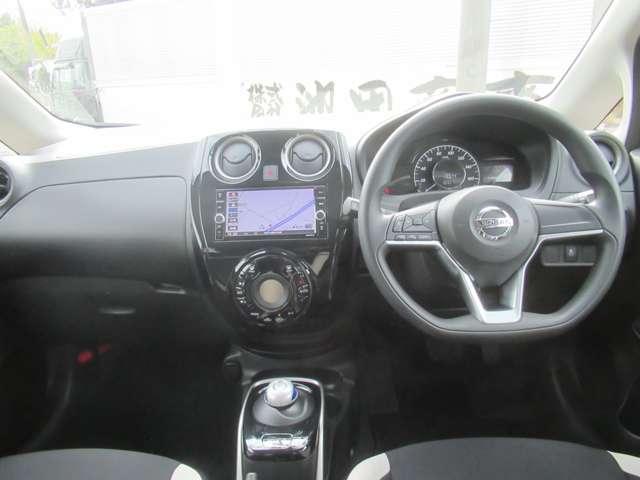 ノート 1.2 e-POWER X Vセレクション アラウンドカメラ ワンオ-ナ-車 運転席助手席エアバック エアバッグ 衝突被害軽減装置 LEDヘッドライト パワーウインドウ レーンアシスト ETC アルミホイール スマートキー ドラレコ Bカメラ(18枚目)