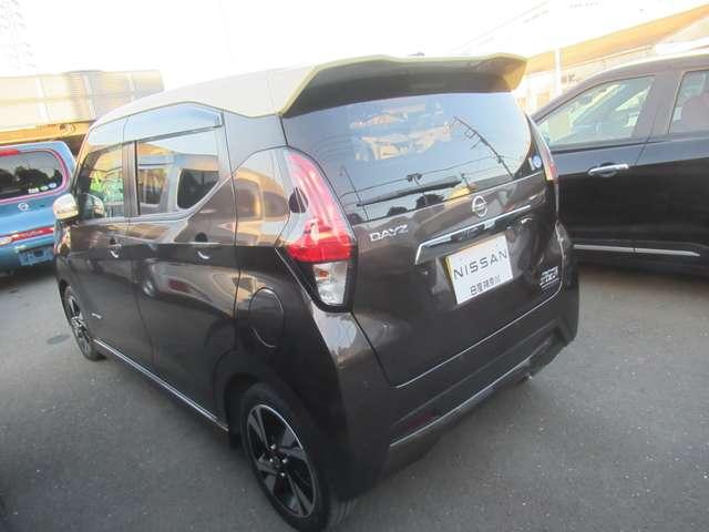 デイズ ６６０　ハイウェイスターＧターボ　車線逸脱　ＬＥＤ　ナビＴＶ　記録簿　ドライブレコーダー　ＥＴＣ　スマートキー　エアバック　キーフリー　バックカメラ　パワーステアリング　フルオートエアコン　メモリーナビ　パワーウィンドウ　ワンセグ（6枚目）