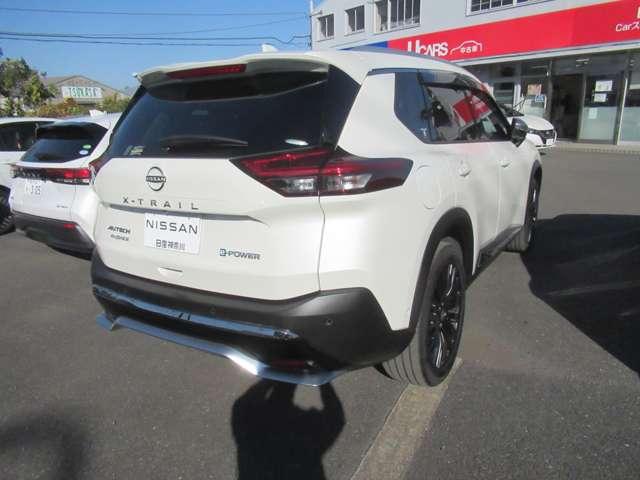 エクストレイル 1.5 AUTECH アドバンストパッケージ e-4ORCE 衝突軽減 LEDヘッドランプ アラウンドビュー レーダークルーズコントロール ワンオーナー レーンアシスト インテリジェントキー パーキングアシスト AAC 4WD メモリーナビ アルミホイール(5枚目)