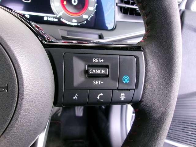 オーラ 1.2 NISMO カーテンエアバッグ エマブレ 禁煙 インテリキー ETC ドラレコ 車線逸脱警報 ワンセグ キーフリーシステム ダブルエアバック 定期点検記録簿 アルミホイール 運転席エアバッグ メモリーナビ 試乗車(9枚目)