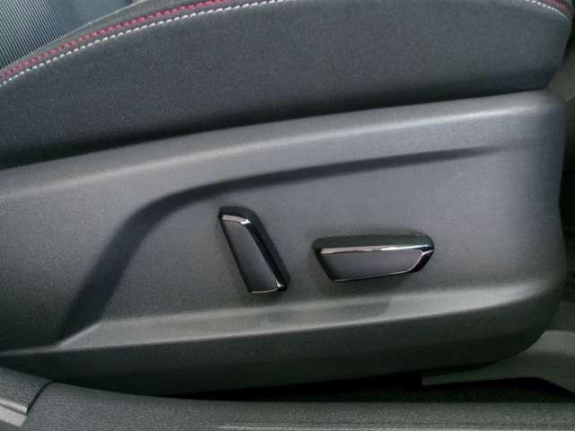 オーラ 1.2 NISMO カーテンエアバッグ エマブレ 禁煙 インテリキー ETC ドラレコ 車線逸脱警報 ワンセグ キーフリーシステム ダブルエアバック 定期点検記録簿 アルミホイール 運転席エアバッグ メモリーナビ 試乗車(17枚目)