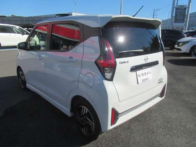 デイズ ６６０　ハイウェイスターＸ　ブレーキサポート　禁煙　全周囲カメラ　ＬＥＤ　ドライブレコーダー　１オーナー　インテリジェントキー　ＥＴＣ　レーンキープ　バックカメラ　ナビＴＶ　アイドリングストップ　オートエアコン　記録簿　キーレス（6枚目）