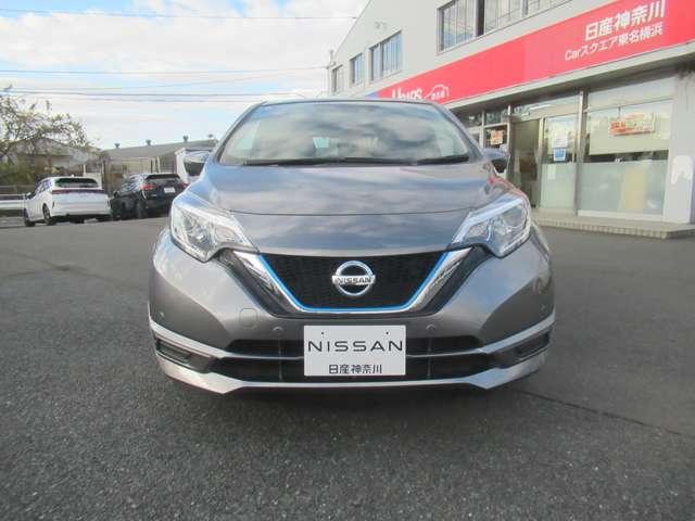 ノート １．２　ｅ－ＰＯＷＥＲ　Ｘ　初売り　３６０°カメラ　記録簿付　Ｒカメラ　運転席助手席エアバック　レーンキープ　ＡＵＴＯエアコン　１オーナー　ナビＴＶ　ＡＷ　サイドカメラ　運転席エアバッグ　キーレスエントリー　ドラレコ　ＥＴＣ車載器（2枚目）