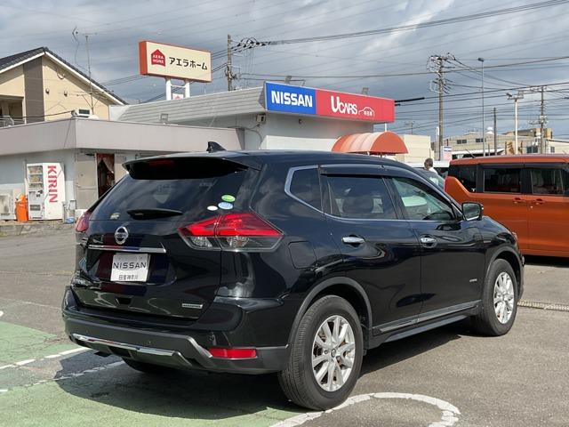 エクストレイル ２０Ｘ　ＨＹＢＲＩＤ　４ＷＤ　ア　ウ　ト　レ　ッ　ト　ドライ　ブレコーダー・プロパイロット・日産メモリーナビ・アラウンドビューモニター・ビルトインＥＴＣ車載器・リモコンオートバックドア・ＬＥＤオートライト・フォグランプ・衝突被害軽減ブレーキ・踏み間違い防止装置・（2枚目）