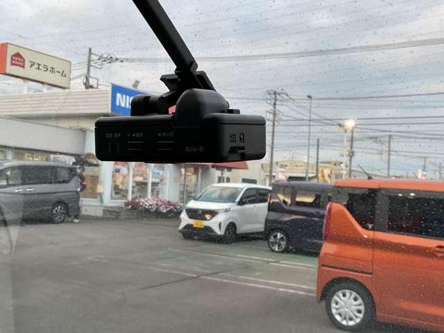 ＮＶ２００バネットバン １．６　ＶＸ　日産純正ナビ連動前方向ドライブレコーダー　ワンセグ　エアバック　バックカメラ　パワーウィンドウ　ドライブレコーダー　キーレス　ＰＳ　ＥＴＣ　メモリーナビ　ナビ＆ＴＶ　ＡＣ　ＡＢＳ　記録簿付　ワンオーナ（5枚目）