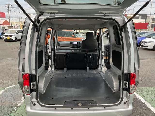 ＮＶ２００バネットバン １．６　ＶＸ　日産純正ナビ連動前方向ドライブレコーダー　ワンセグ　エアバック　バックカメラ　パワーウィンドウ　ドライブレコーダー　キーレス　ＰＳ　ＥＴＣ　メモリーナビ　ナビ＆ＴＶ　ＡＣ　ＡＢＳ　記録簿付　ワンオーナ（15枚目）