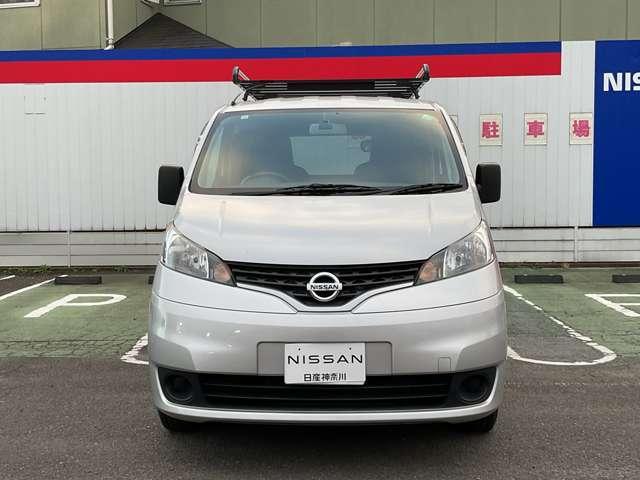 ＮＶ２００バネットバン １．６　ＶＸ　日産純正ナビ連動前方向ドライブレコーダー　ワンセグ　エアバック　バックカメラ　パワーウィンドウ　ドライブレコーダー　キーレス　ＰＳ　ＥＴＣ　メモリーナビ　ナビ＆ＴＶ　ＡＣ　ＡＢＳ　記録簿付　ワンオーナ（17枚目）