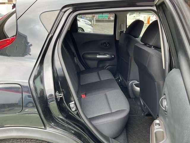 ジューク １．５　１５ＲＳ　タイプＶ　パワーウインド　運転席助手席エアバック　１オーナー　パワステ　エアコン　運転席エアバッグ　ＡＢＳ　記録簿　ナビ＆ＴＶ　キーレスキー　ワンセグテレビ　メモリーナビ（10枚目）
