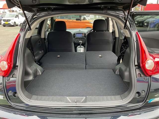 ジューク １．５　１５ＲＳ　タイプＶ　パワーウインド　運転席助手席エアバック　１オーナー　パワステ　エアコン　運転席エアバッグ　ＡＢＳ　記録簿　ナビ＆ＴＶ　キーレスキー　ワンセグテレビ　メモリーナビ（12枚目）