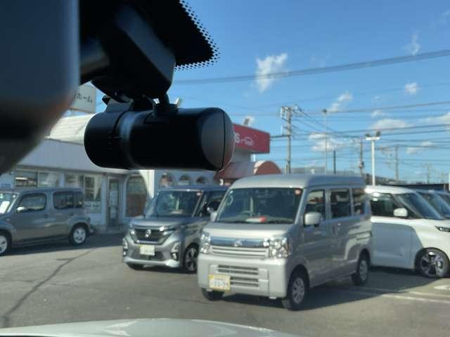 エクストレイル １．５　Ｇ　ｅ－４ＯＲＣＥ　４ＷＤ　弊社試乗使用社有車　ドライブレコーダー・　試乗車　１オーナー　パークアシスト　寒冷地仕様　ＬＥＤヘッドランプ　ナビＴＶ　スマートキー　レーダークルーズ　ＬＫＡ　キーフリー　ＥＴＣ　４ＷＤ　アルミホイール　メモリーナビ　記録簿　バックカメラ（11枚目）