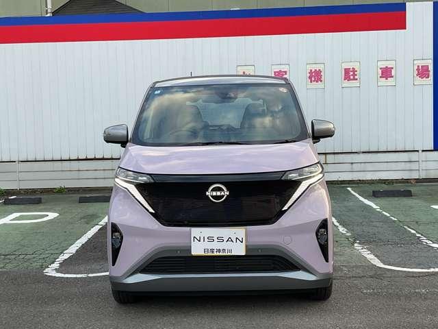 サクラ G  シーズン2トーン専用外装 弊社試乗使用社有車 ニッサン コネクトナビ・ルーフサイドステッカー・充電ケーブル・ホットプラスパッケージ・クリアビューパッケージ・プレミアムインテリア・15インチアルミ・プロパイロットパーキング・LEDオートライト・フォグランプ(20枚目)