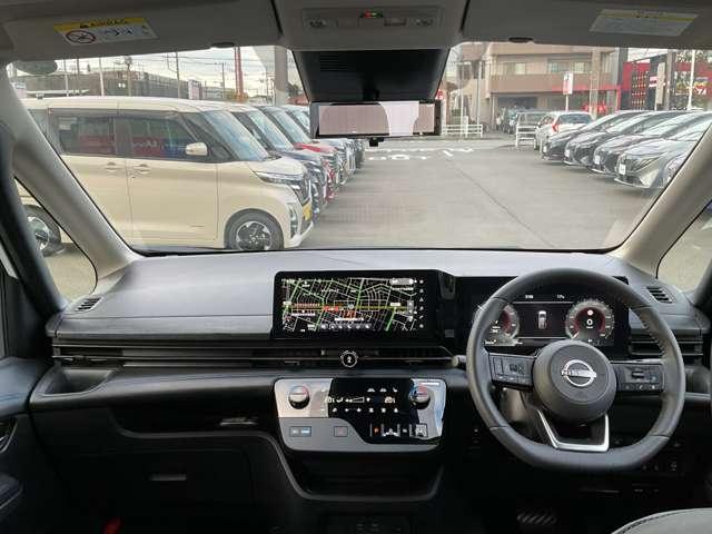 セレナ e-POWER AUTECH SPORTS SPEC 弊社試 乗使用社有車 ドライブレコーダー・プロパイロット・ニッサンコネクトナビ・アラウンドビューモニター・ビルトインETC2.0車載器・両側ハンズフリーオートドア・ワイヤレス充電器・スマートルームミラー(3枚目)