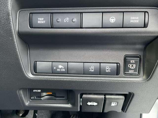 セレナ e-POWER AUTECH SPORTS SPEC 弊社試 乗使用社有車 ドライブレコーダー・プロパイロット・ニッサンコネクトナビ・アラウンドビューモニター・ビルトインETC2.0車載器・両側ハンズフリーオートドア・ワイヤレス充電器・スマートルームミラー(9枚目)